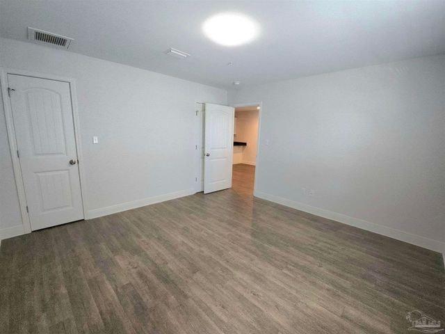 313 N Navy Blvd 1B, Pensacola, FL 32507