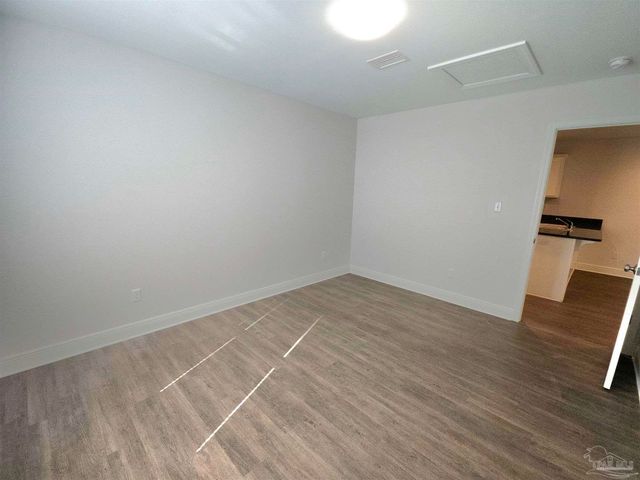 313 N Navy Blvd 1B, Pensacola, FL 32507