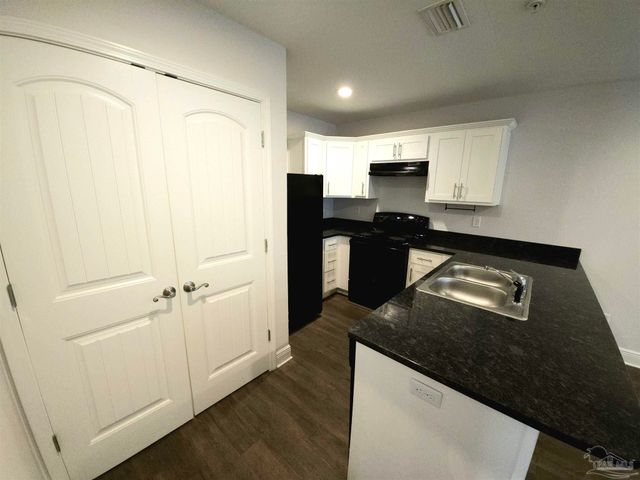 313 N Navy Blvd 1B, Pensacola, FL 32507