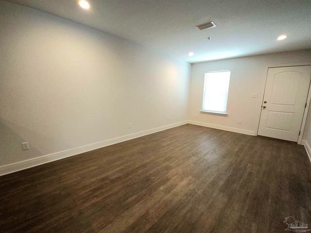 313 N Navy Blvd 1B, Pensacola, FL 32507