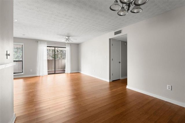 504 Wynnes Ridge SE Circle, Marietta, GA 30067