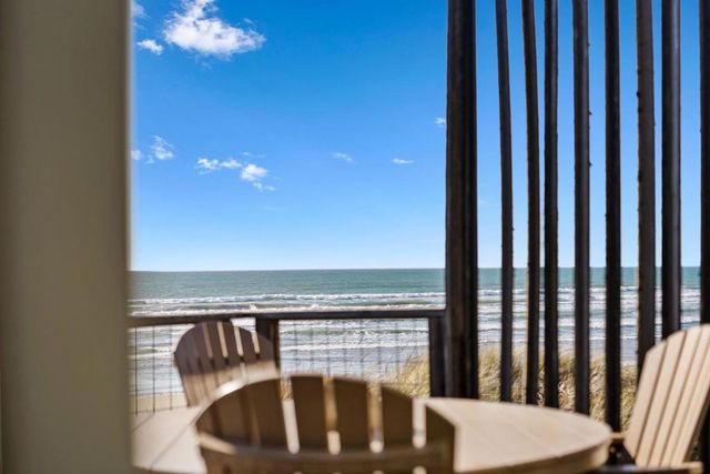 21 Cypress, La Selva Beach, CA 95076