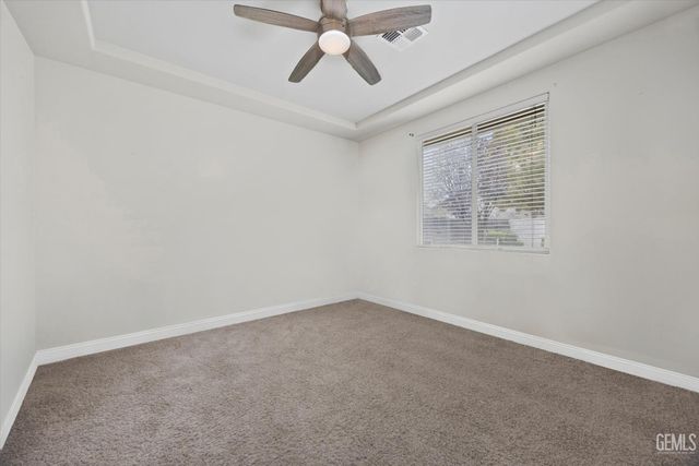 9905 Lightner Way, Bakersfield, CA 93311