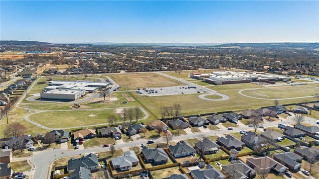 2973 Pagosa Street, Springdale, AR 72764