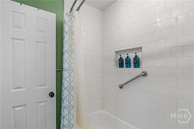 1504 W Creighton Place, Savannah, GA 31406