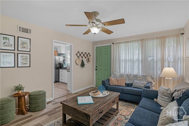 1504 W Creighton Place, Savannah, GA 31406