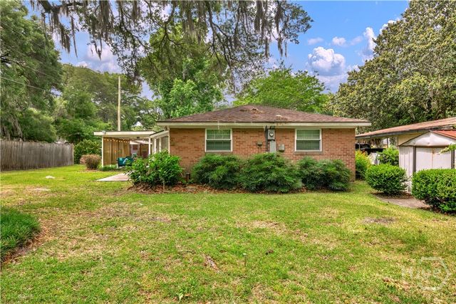 1504 W Creighton Place, Savannah, GA 31406