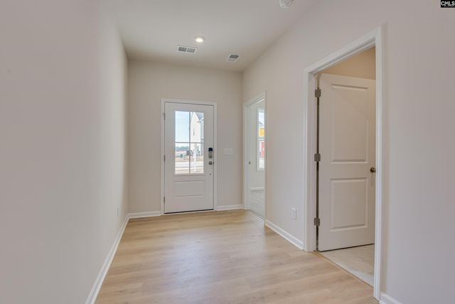405 Cloak Pin Lane, Lexington, SC 29073