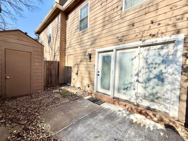 6232 S Yorktown Place 50B, Tulsa, OK 74136