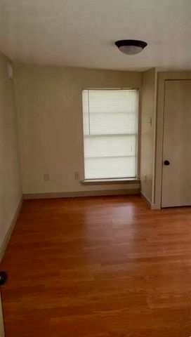 756 N Barton Street, Stephenville, TX 76401