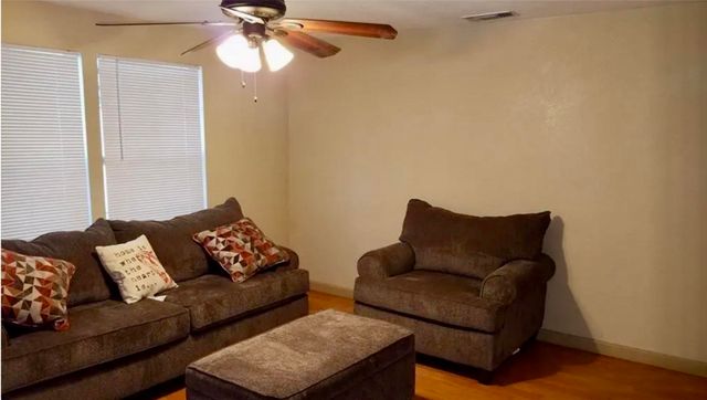 756 N Barton Street, Stephenville, TX 76401