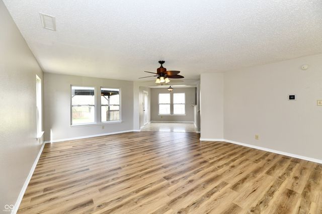 5508 Front Point Court, Indianapolis, IN 46237