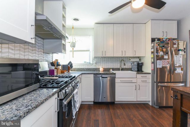 637 MUHLENBERG AVE, Deptford, NJ 08096