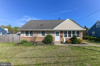 637 MUHLENBERG AVE, Deptford, NJ 08096