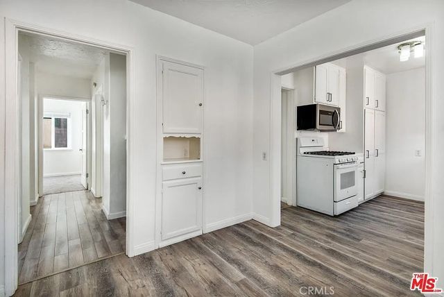 702 S Pacific Coast Highway, Redondo Beach, CA 90277