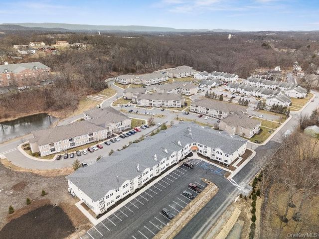 306 Bluestone Court 104, Maybrook, NY 12543