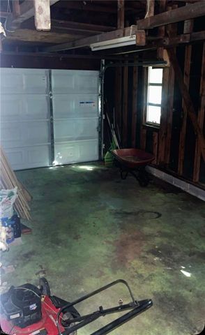 11 Greenwood RD, Newport News, VA 23601