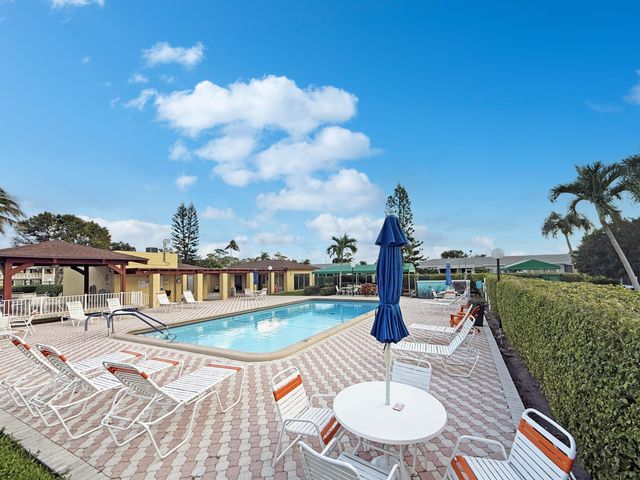 1021 Flame Vine Avenue 203, Delray Beach, FL 33445