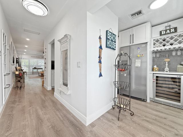 1021 Flame Vine Avenue 203, Delray Beach, FL 33445