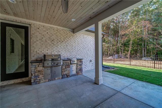 16 Mountain Creek NE Trail, Fairmount, GA 30139