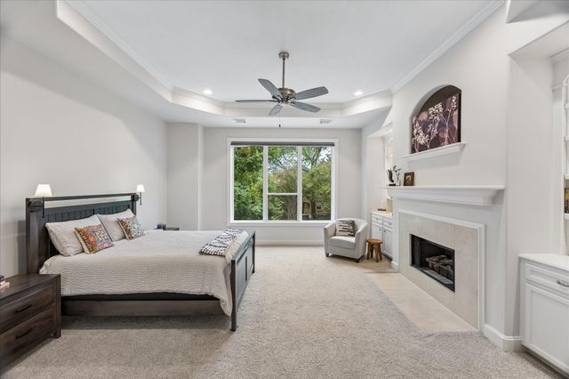 1614 Castle Court, Houston, TX 77006