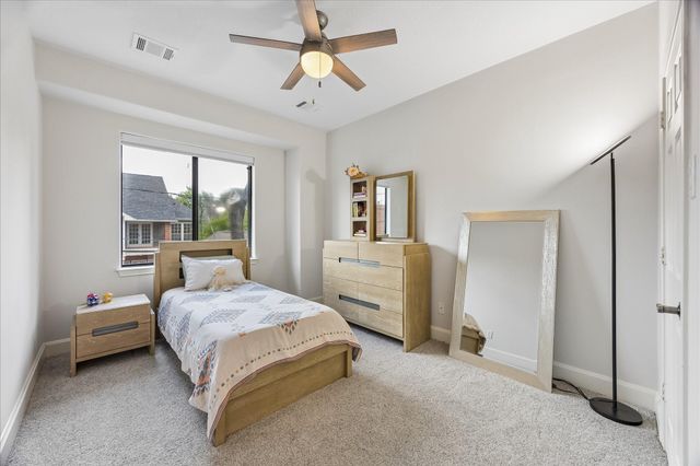 1614 Castle Court, Houston, TX 77006