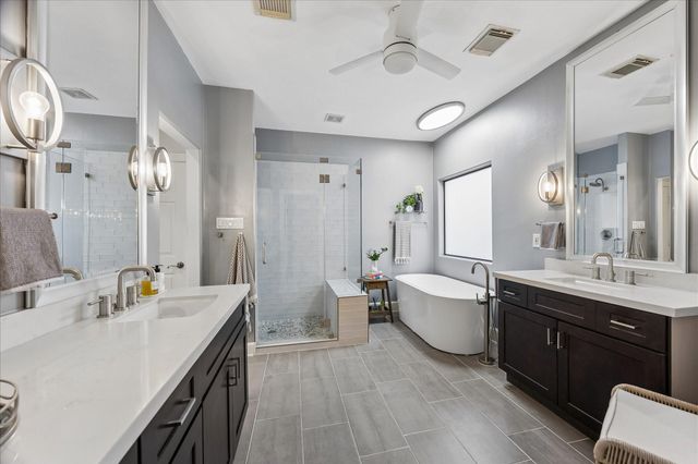 1614 Castle Court, Houston, TX 77006