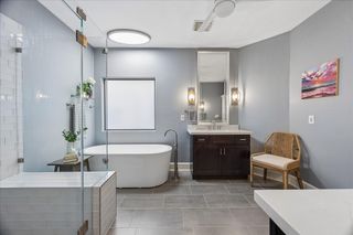 1614 Castle Court, Houston, TX 77006