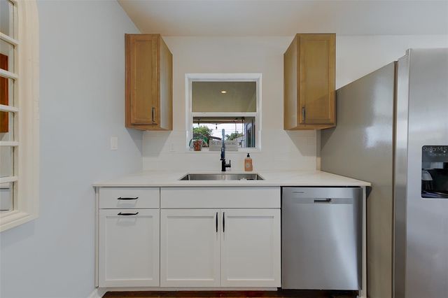 4710 11TH AVENUE N, St Petersburg, FL 33713