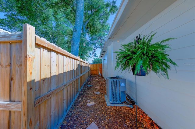 4710 11TH AVENUE N, St Petersburg, FL 33713