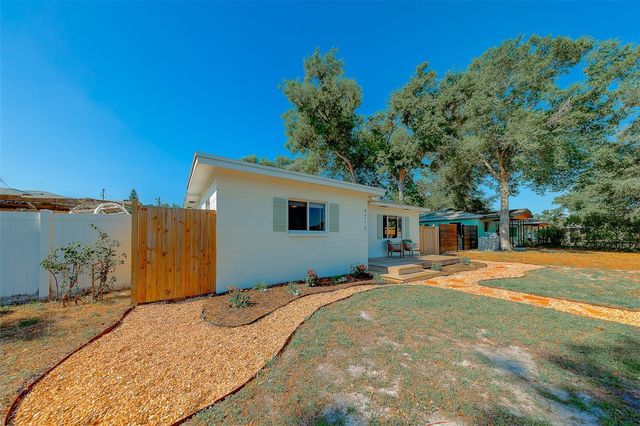 4710 11TH AVENUE N, St Petersburg, FL 33713