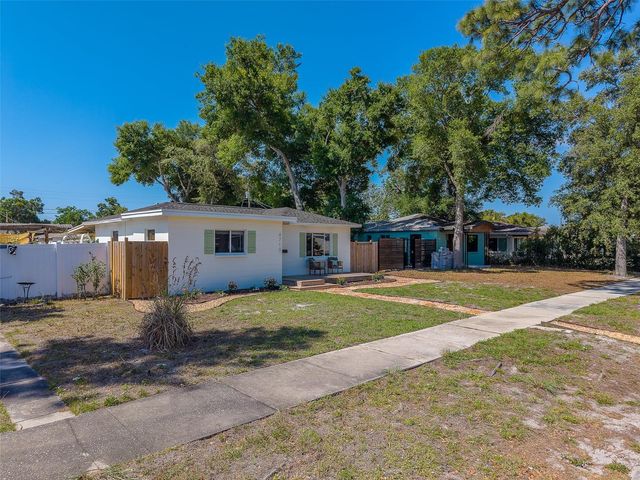 4710 11TH AVENUE N, St Petersburg, FL 33713
