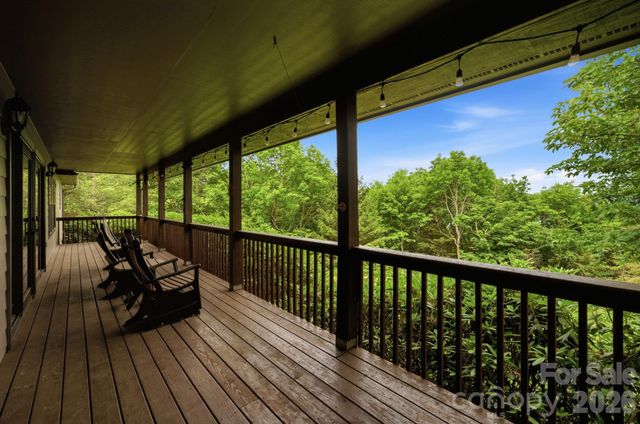 276 Four Diamond Drive, Seven Devils, NC 28604