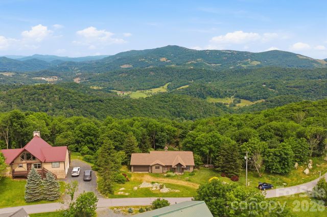 276 Four Diamond Drive, Seven Devils, NC 28604