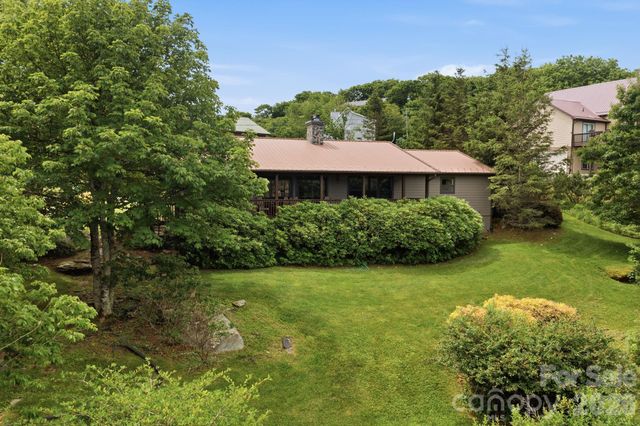 276 Four Diamond Drive, Seven Devils, NC 28604