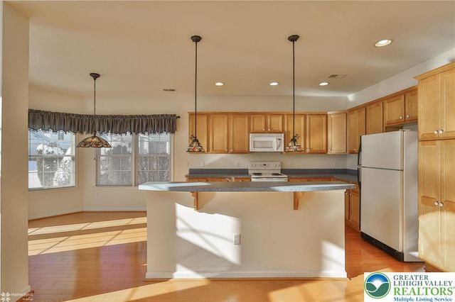 13 Devonshire Drive, Palmer Twp, PA 18045