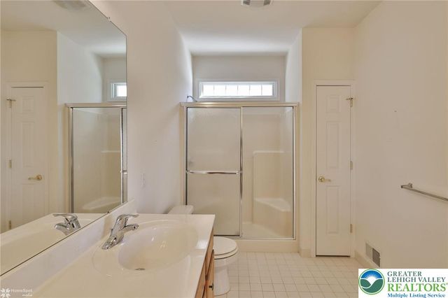 13 Devonshire Drive, Palmer Twp, PA 18045