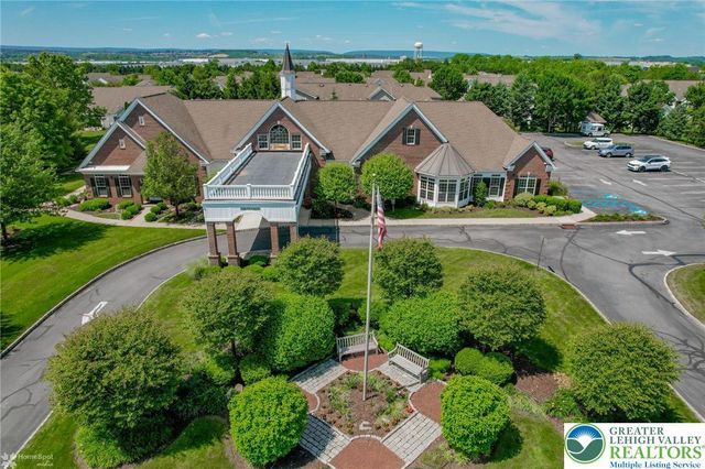 13 Devonshire Drive, Palmer Twp, PA 18045