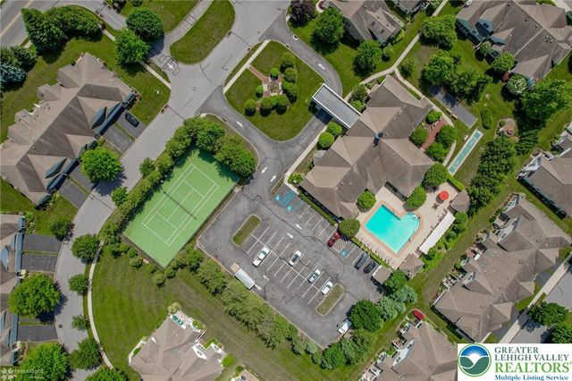 13 Devonshire Drive, Palmer Twp, PA 18045