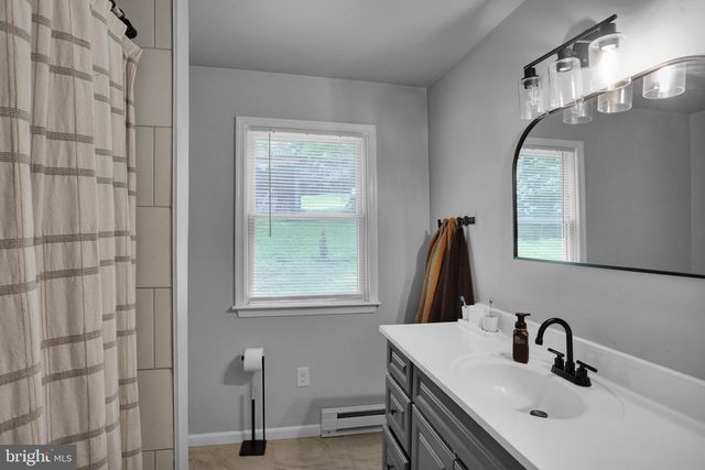 986 GOLF COURSE, Birdsboro, PA 19508