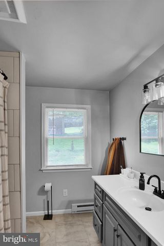 986 GOLF COURSE, Birdsboro, PA 19508
