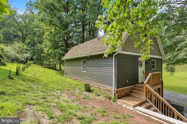 986 GOLF COURSE, Birdsboro, PA 19508