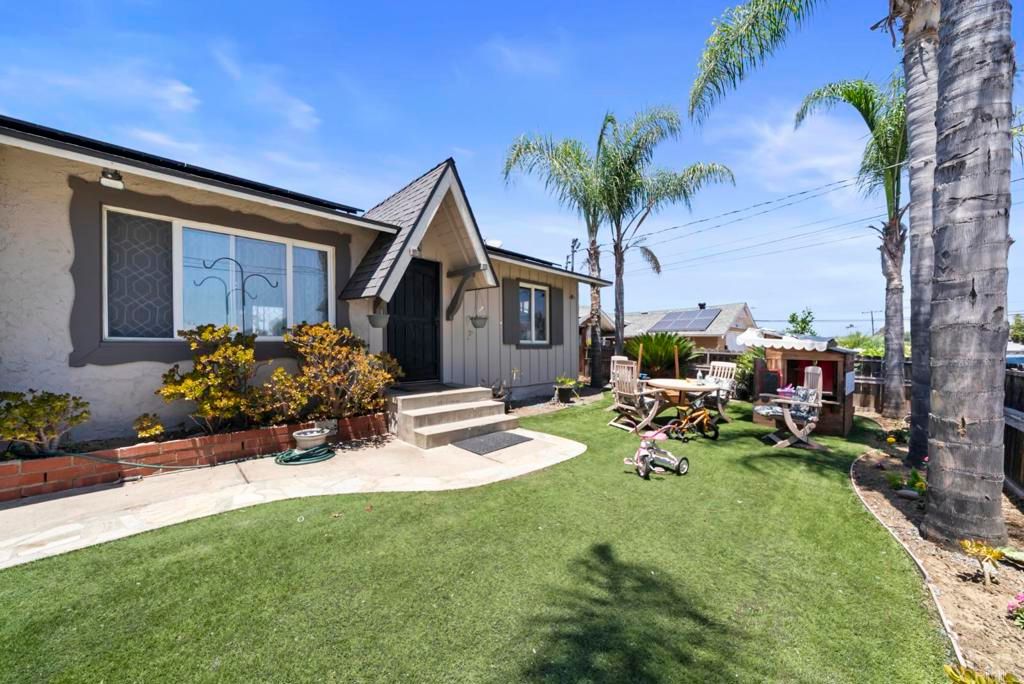 Image 1 of property listing at 826 Ellen Lane, El Cajon, CA 92019