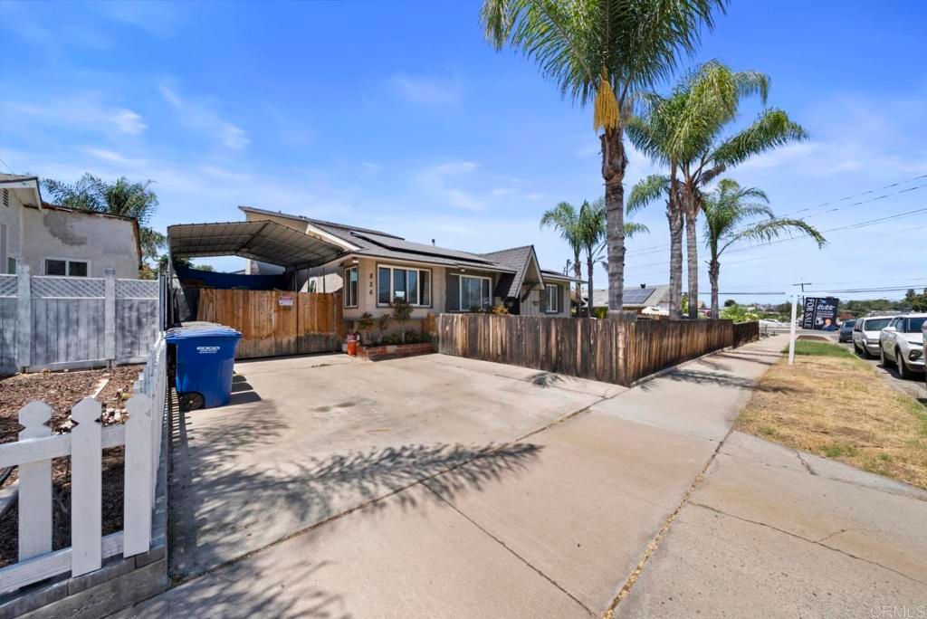 Image 25 of property listing at 826 Ellen Lane, El Cajon, CA 92019