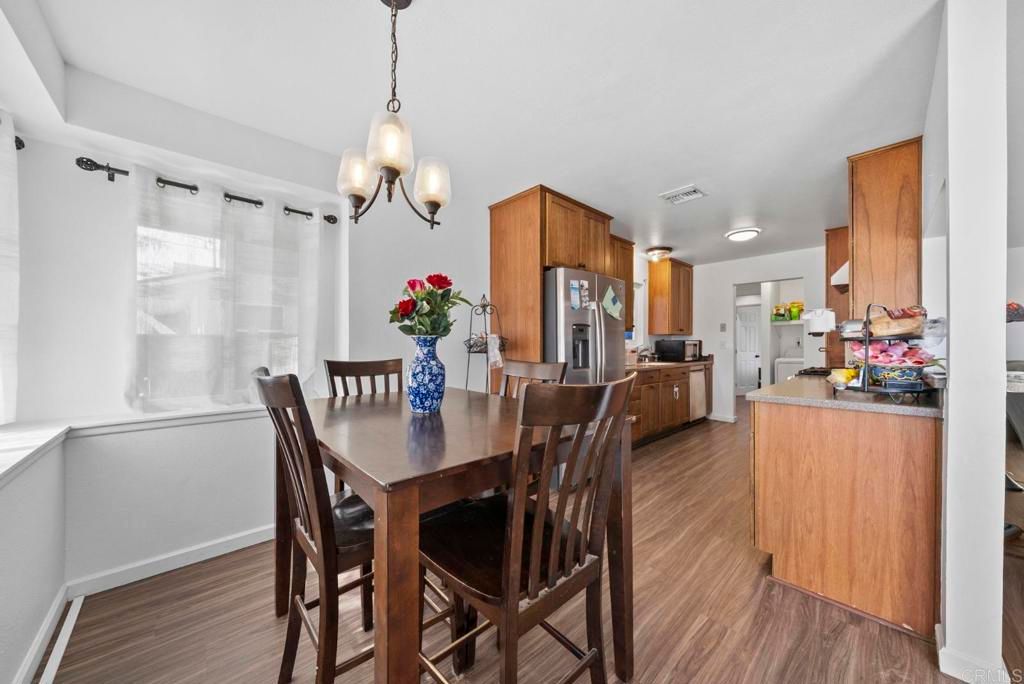 Image 7 of property listing at 826 Ellen Lane, El Cajon, CA 92019