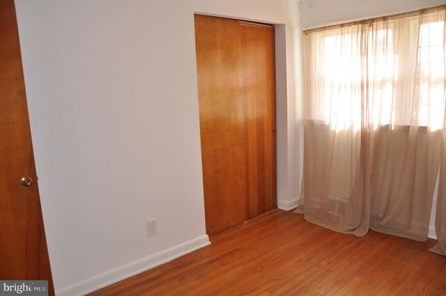 411 E. CHAPEL AVE, Cherry Hill, NJ 08034