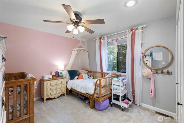 14205 Crown Point Place NW, Silverdale, WA 98383