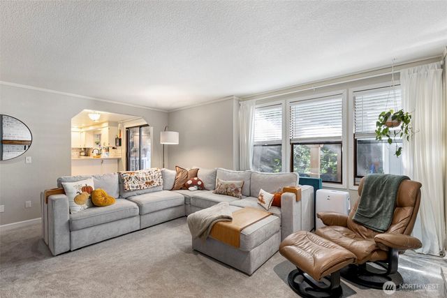 14205 Crown Point Place NW, Silverdale, WA 98383