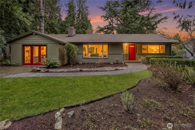 21214 96th Avenue W, Edmonds, WA 98020