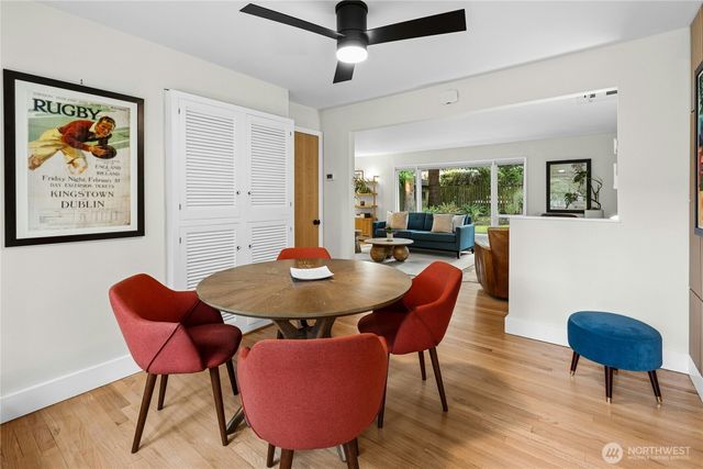 21214 96th Avenue W, Edmonds, WA 98020